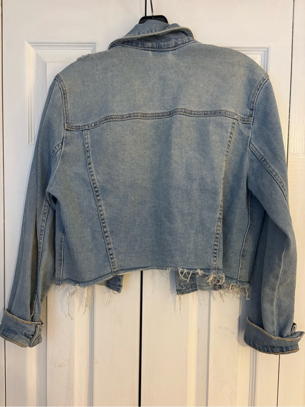 Hollister Light Blue Cropped Distressed Denim Jacket - Picture 2 of 2